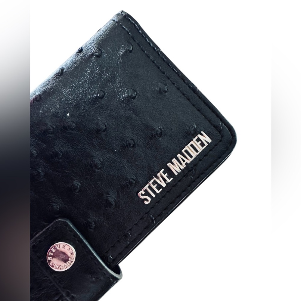 Steve Madden Black Ostrich Embossed Wallet Snap Closure Long Wallet - Picture 6 of 10